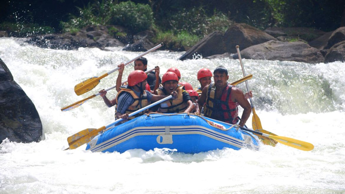 Sri Lanka: Eine Raftingtour sollte man ausprobiert haben Sri Lanka: Eine Raftingtour sollte man ausprobiert haben