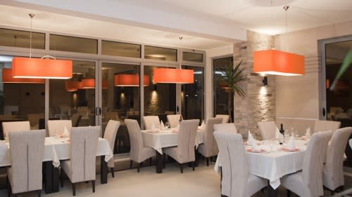 Ulcinj: Restaurant im Komforthotel Ulcinj: Restaurant im Komforthotel