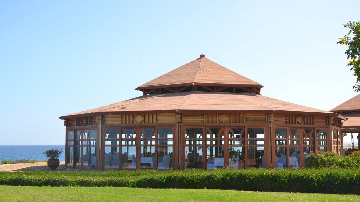 El Naaba: Pavillon-Restaurant mit Meerblick