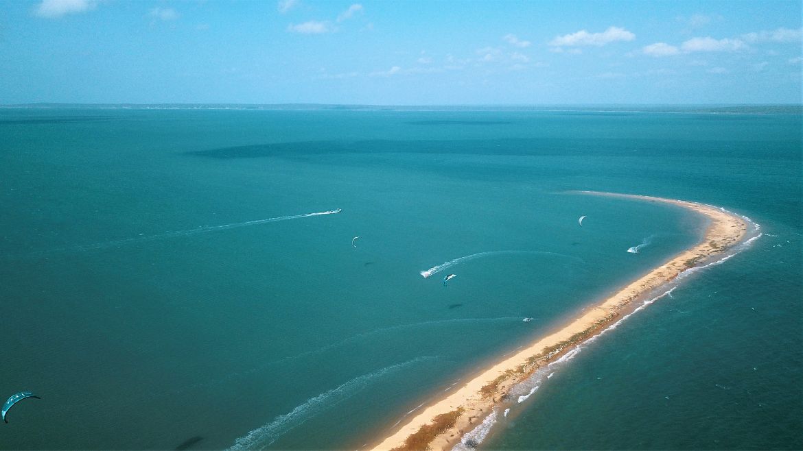 Kappalady: Kite Safari zu den nördlich gelegenen Sandbänken wie Vellai Island und Dutchbay Kappalady: Kite Safari zu den nördlich gelegenen Sandbänken wie Vellai Island und Dutchbay