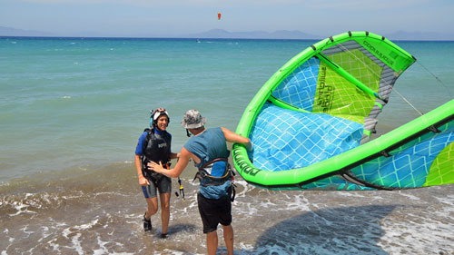 Rhodos-Theologos: Kitesurfunterricht