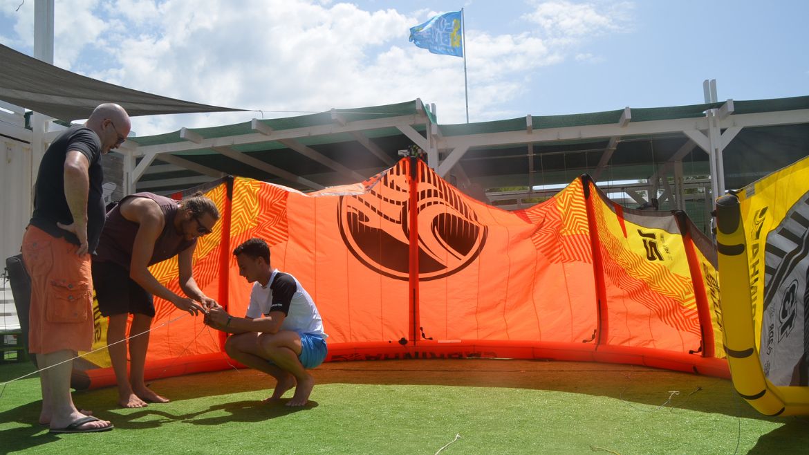 Rhodos Theologos: Schulung an Land 