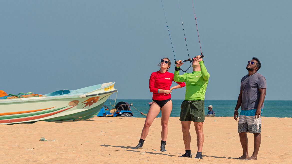 Kalpitiya: Schulungsbild von der Kite- und Wing/Windsurf Station Kalpitiya: Schulungsbild von der Kite- und Wing/Windsurf Station