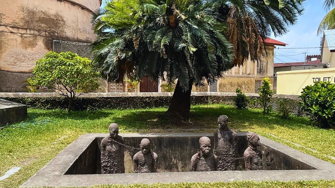 Stone Town erzählt auch eine traurige Weltgeschichte und ist heute UNESCO Weltkulturerbe