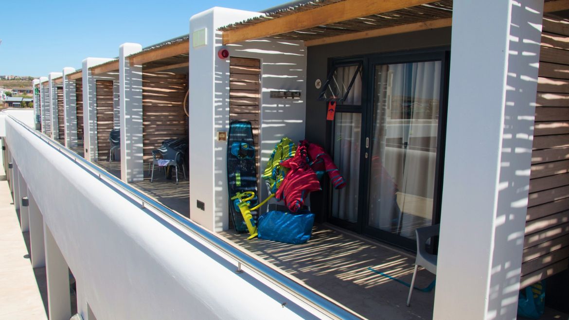 Langebaan: Das Kitematerial direkt auf der eigenen Terrasse verstauen Langebaan: Das Kitematerial direkt auf der eigenen Terrasse verstauen