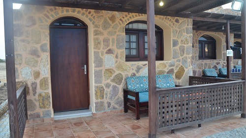 Hamata: Terrasse des Kite Hotel Hamata