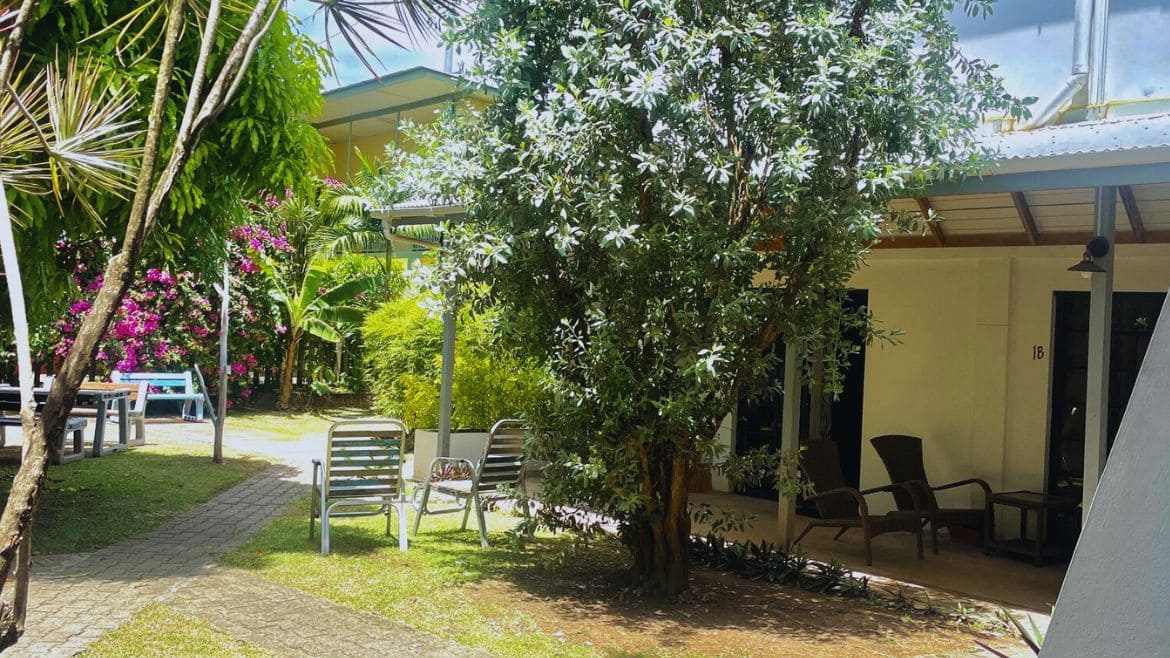 Tobago: Die Studios liegen im Erdgeschoss und verfügen über einen Gartenblick