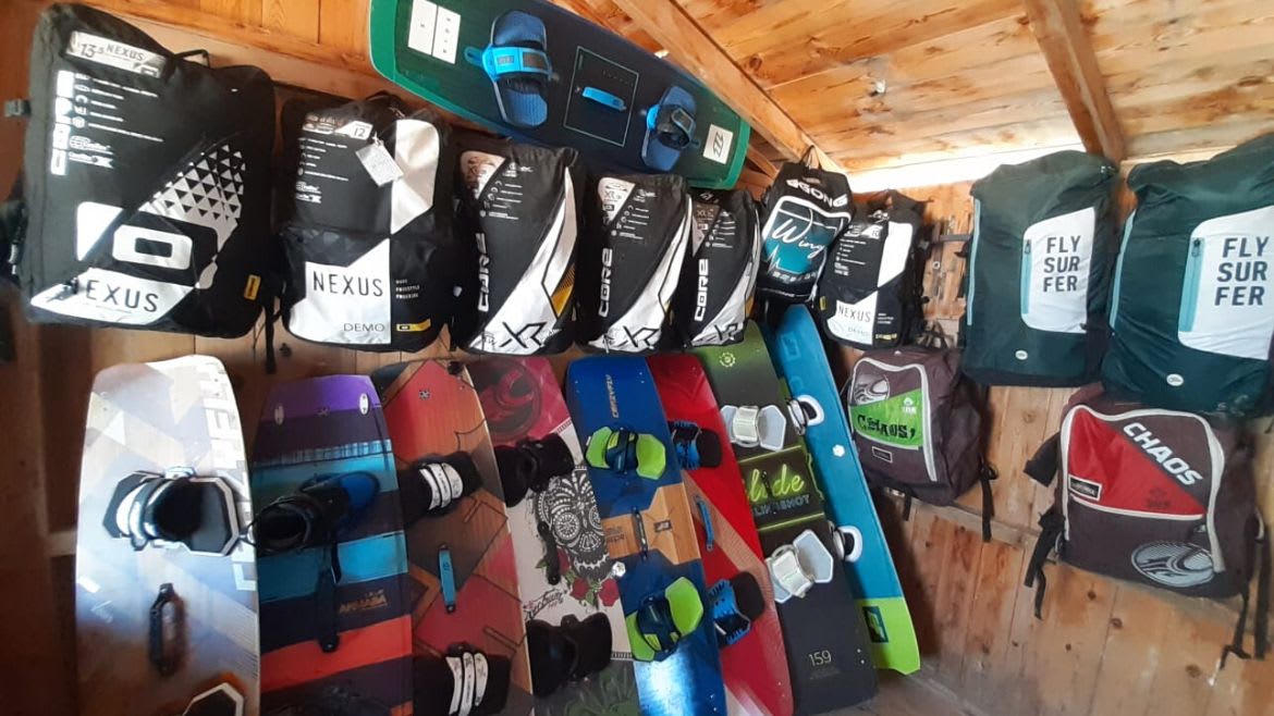 Djerba-Zarzis: Die Kitesurf Station verfügt über top Material