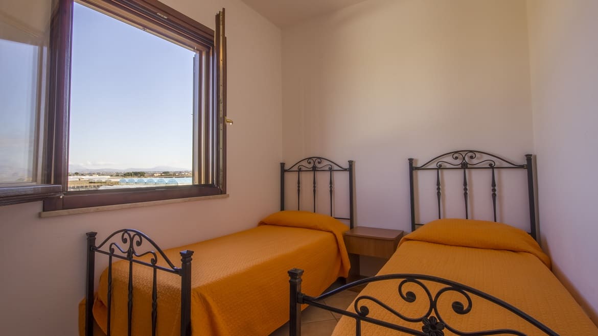 Marsala: Twin-Betten im Appartement des Obergeschosses