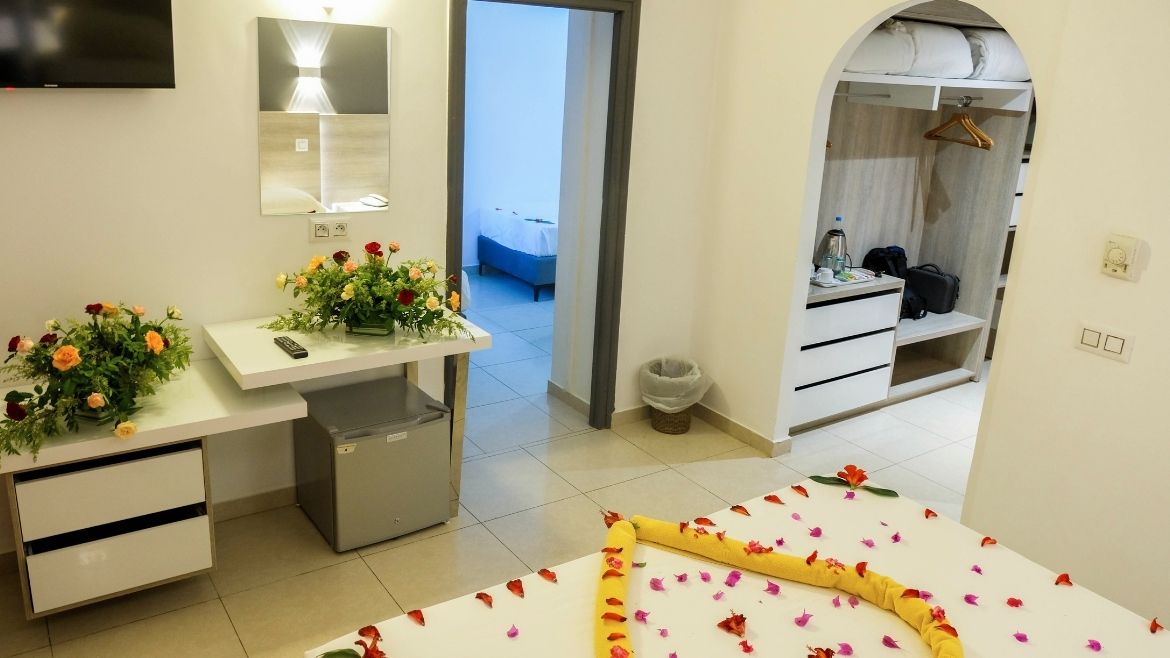 Zarzis: Übersicht der großen Familienzimmer mit zwei Schlafbereichen