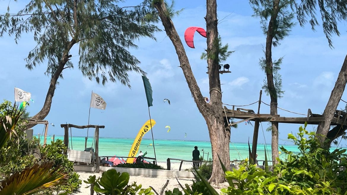 Sansibar: Von den Bungalows aus Blick auf das Revier Sansibar: Von den Bungalows aus Blick auf das Revier