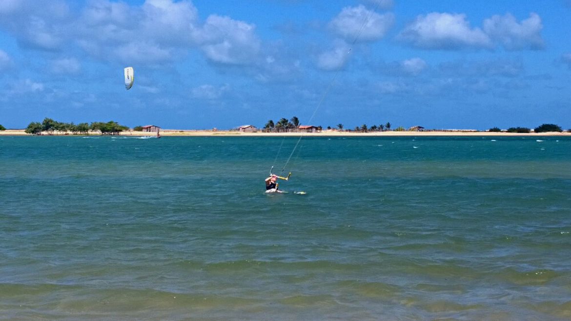 Ilha do Guajiru: Wasserstart üben Ilha do Guajiru: Wasserstart üben
