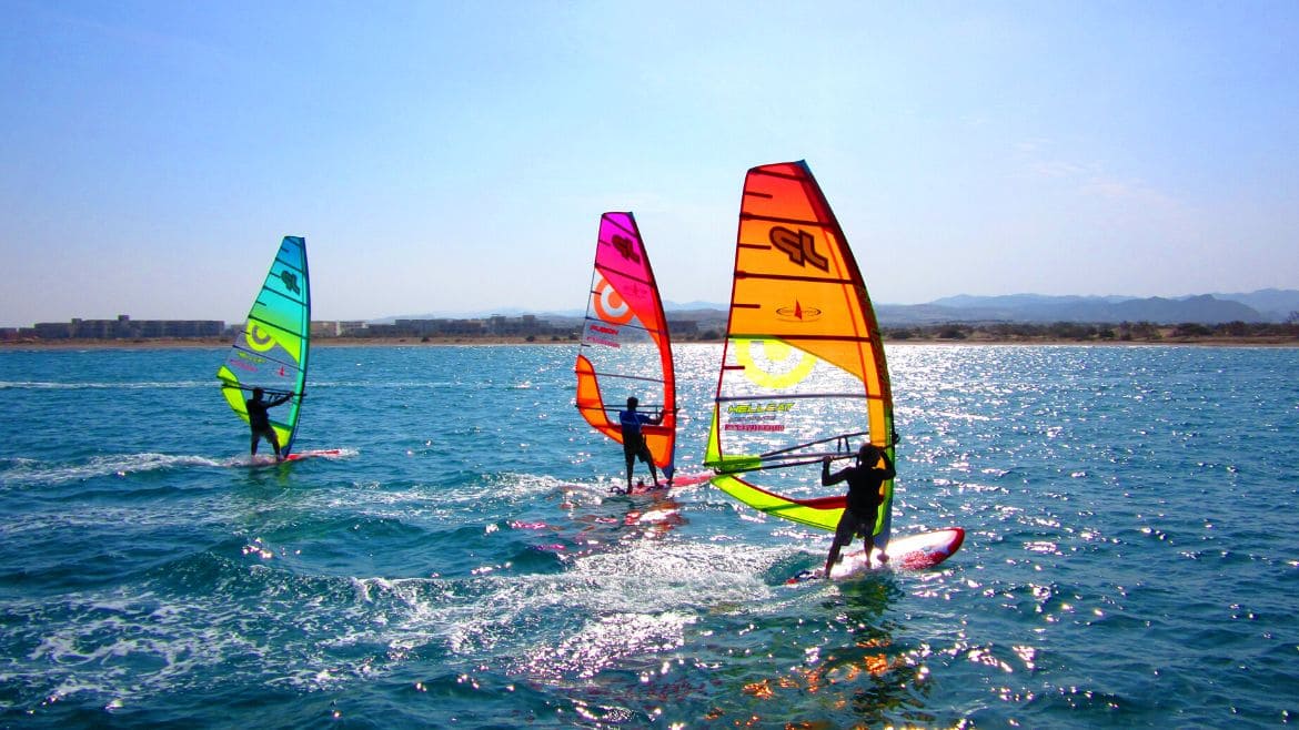 Windsurfreisen: Windsurfen in El Naaba Windsurfreisen: Windsurfen in El Naaba