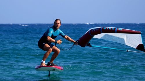Wingsurfen: Wingfoilen in El Naaba möglich Wingsurfen: Wingfoilen in El Naaba möglich