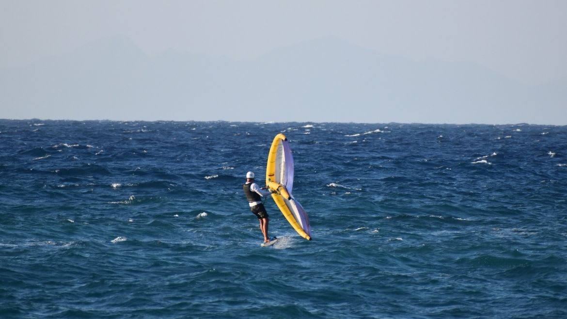 Rhodos Fanes: Wingfoiler in Fanes