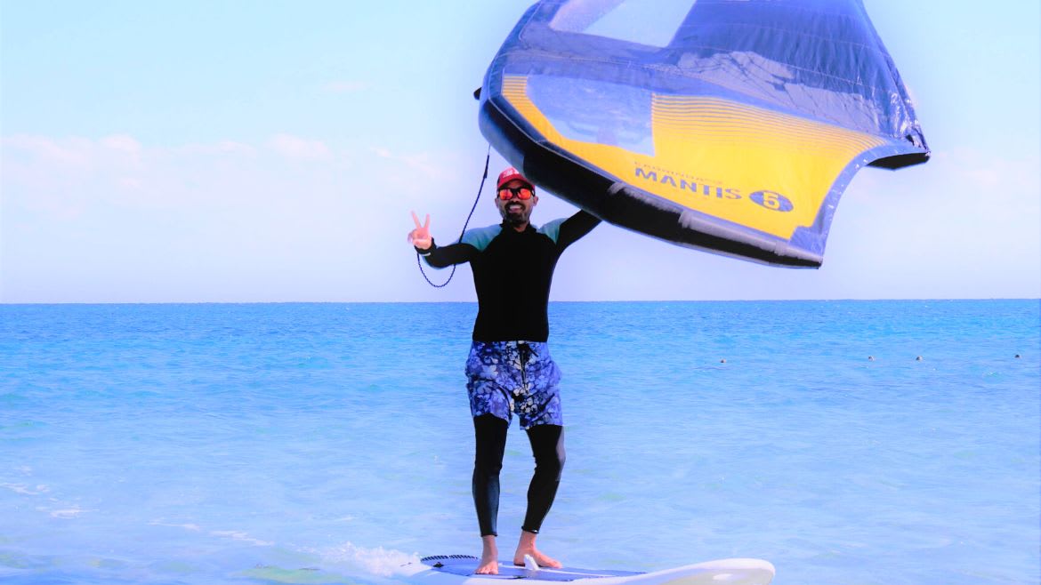 Soma Bay: Wingsurfer in der Soma Bay unterwegs