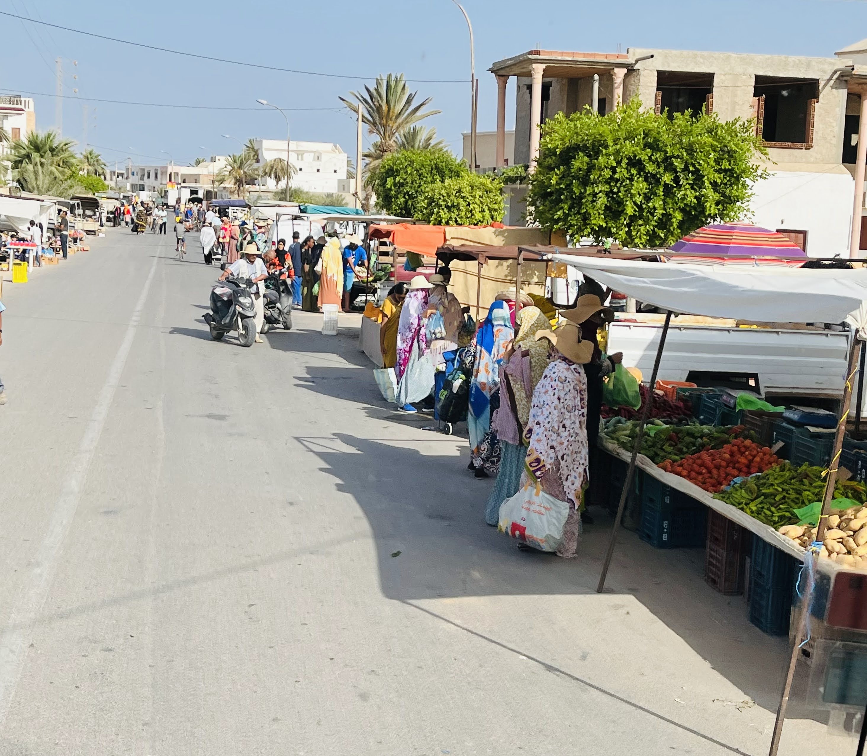 Djerba-Zarzis: Wochenmarkt in Hassi Jerbi Djerba-Zarzis: Wochenmarkt in Hassi Jerbi