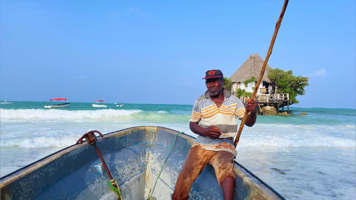 Zu gewissen Zeiten ist die Überfahrt nur mit dem Boot möglich Zu gewissen Zeiten ist die Überfahrt nur mit dem Boot möglich