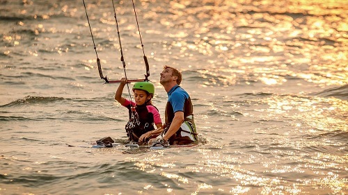 Ulcinj: Kitesurfschulung auch für Kinder möglich
