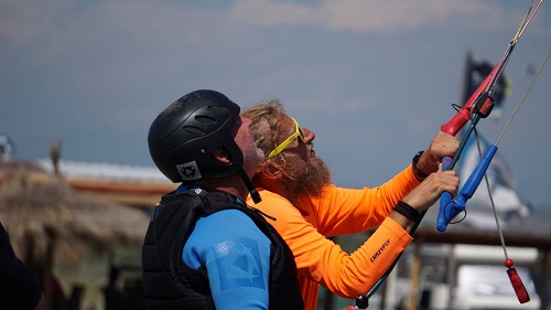 Ulcinj: erste Versuche des Kitestarts