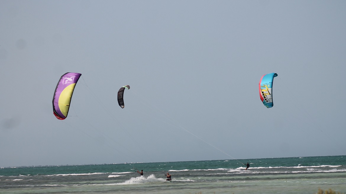 Djerba-Zarzis: Kiter an der Kitesurf Station 