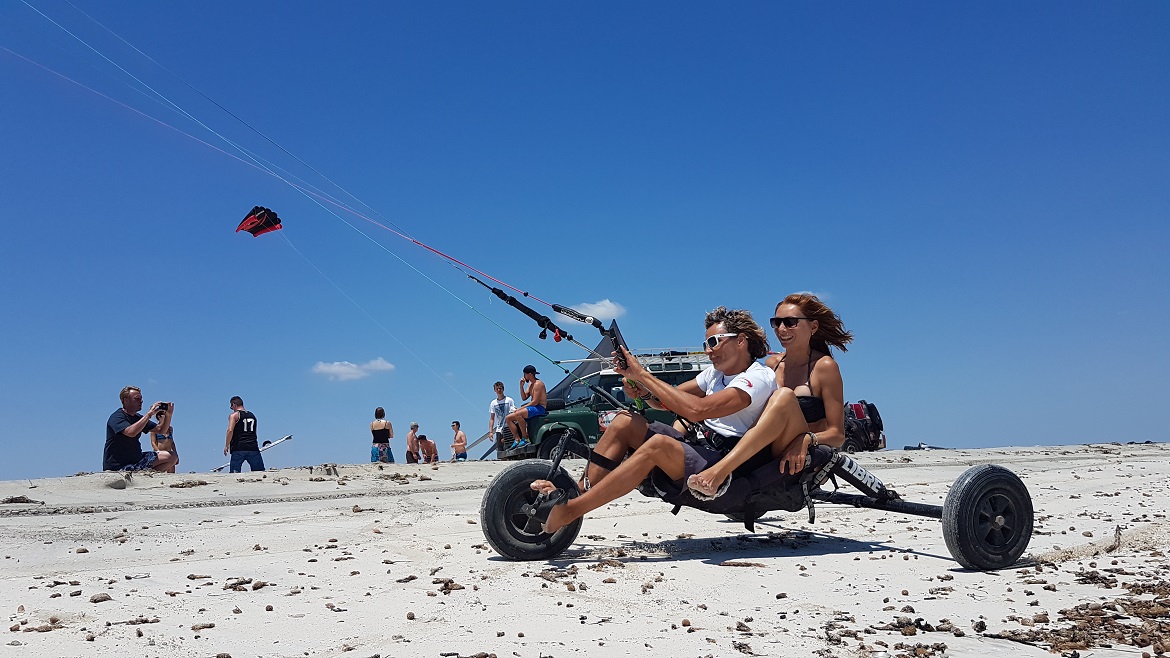 Djerba-Zarzis: Auch Spaß außerhalb des Wassers ist beim Kite Camp garantiert