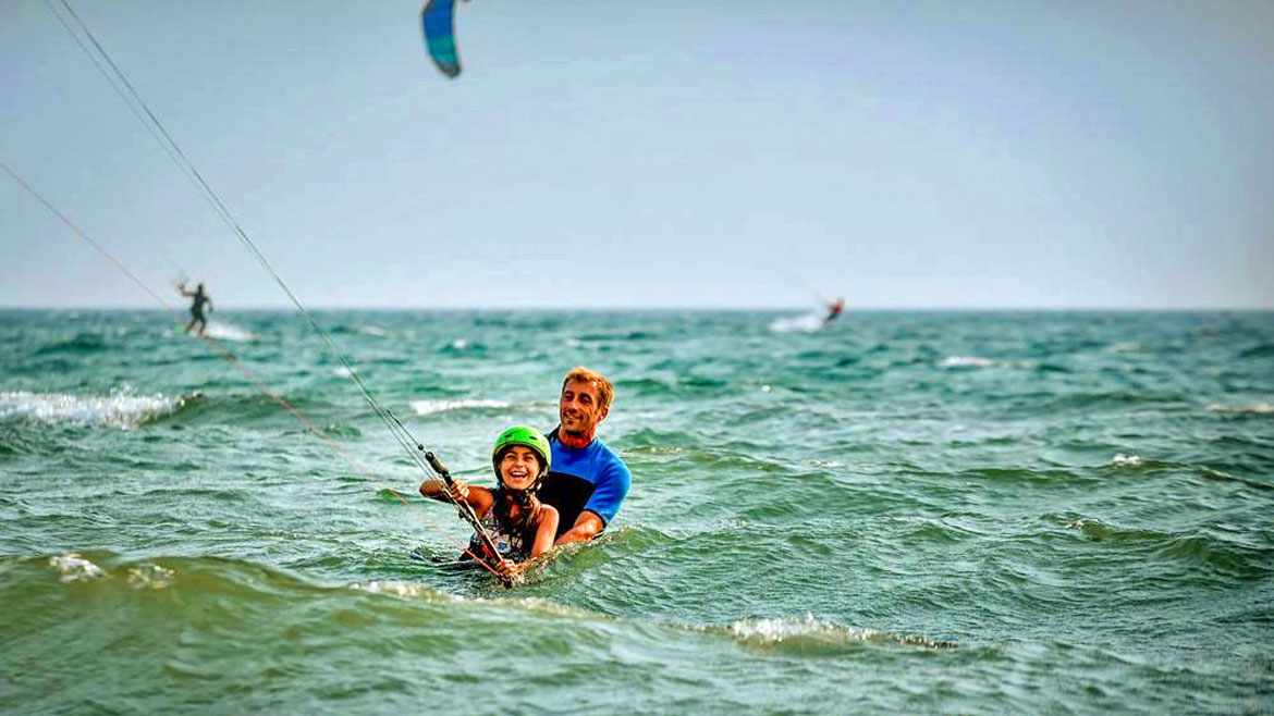 Ulcinj: Kinderschulung an der Kite- und Wingsurf Station