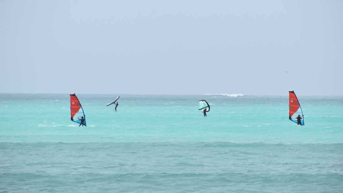 Boa Vista: Perfektes Revier für das Windsurfen- und Wingen