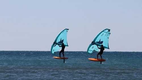 Ulcinj: Wingfoilen an der Kite- und Wingsurf Station