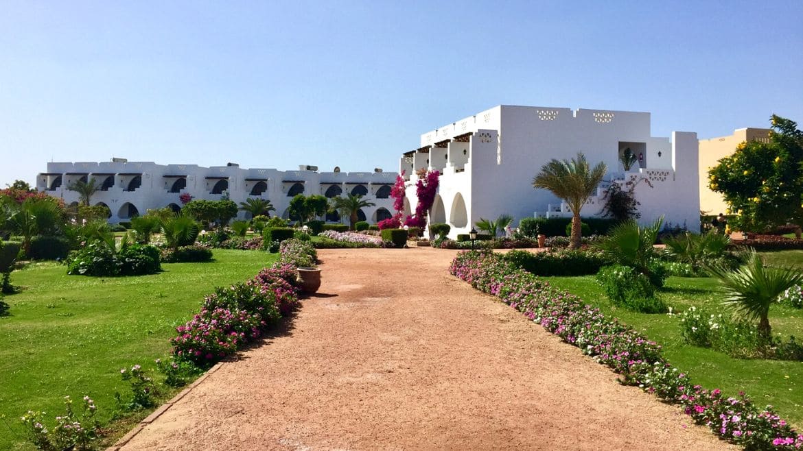 El Naaba: Außenbereich des Komforthotel