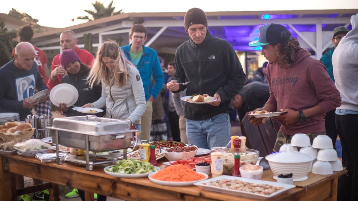 Dakhla: BBQ-Abend im Kite- und Wingsurf Camp