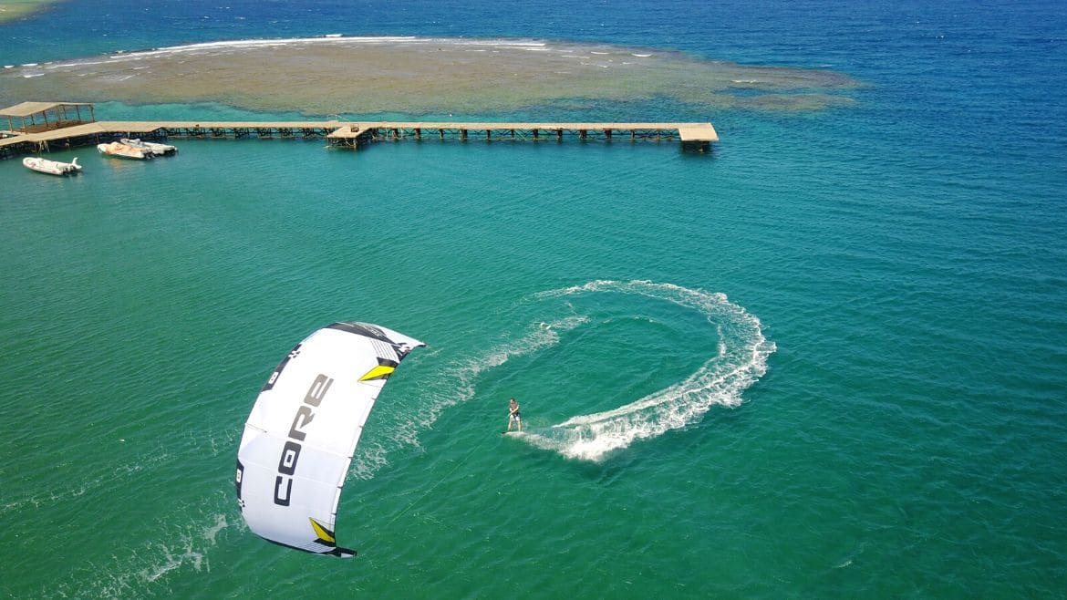 El Naaba: Kiteaction an der Kite- und Wing/Windsurf Station