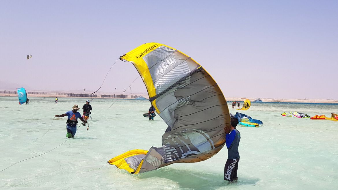 Soma Bay: Kitesurfen lernen in der Soma Bay Soma Bay: Kitesurfen lernen in der Soma Bay