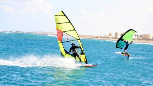 Über uns: Wing- und Windsurfen weltweit