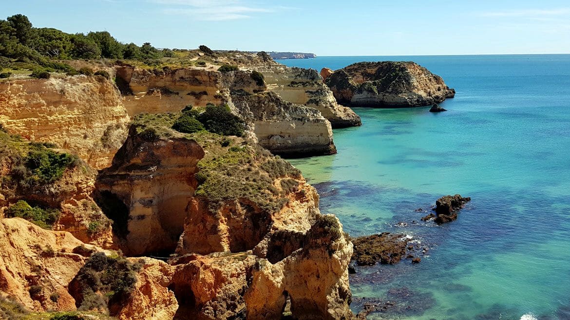 Algarve: Atemberaubende Klippen in der Nähe des Kite Camps