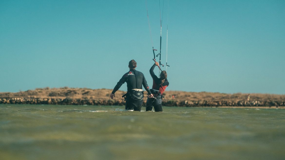 Algarve: Stehbereich in der Lagune des Kite Camps