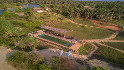 Kappalady: Infinity-Naturpool mit Meerblick