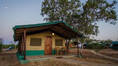 Kenia: Außenansicht der Unterkunft
